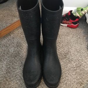 Ugg rain boots